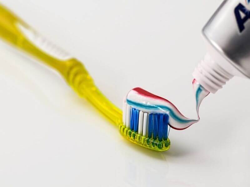 Don’t Let Your Teeth & Gums Suffer From Fake Toothpaste
